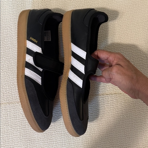 adidas Samba Jane Women’s 10 Sneakers - Picture 6 of 8